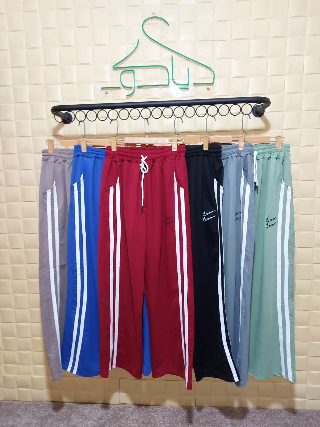 شلوار نایکی دخترونه